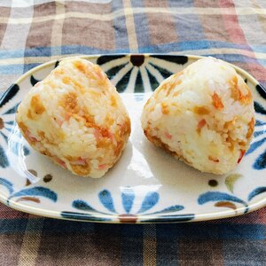 5分でつくれるレンジでエビ天むす風おにぎり